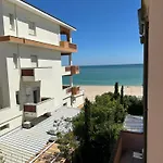 Conero Casa - Di Numana In Via Litoranea 101 Sul Mare Vista Con Parcheggio Esclusivo Apartamento Marcelli