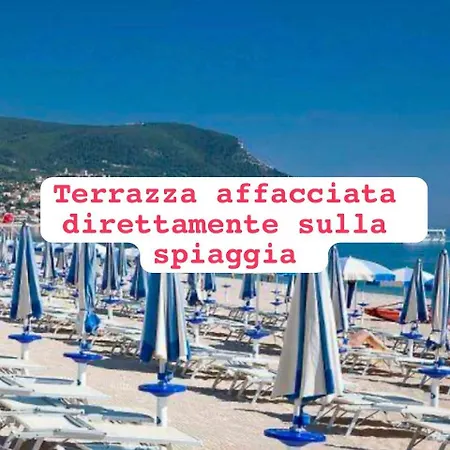 Conero Casa - Di Numana In Via Litoranea 101 Sul Mare Vista Con Parcheggio Esclusivo アパート *