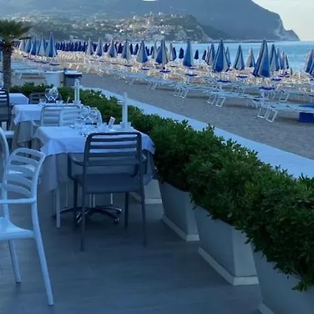 Conero Casa - Di Numana In Via Litoranea 101 Sul Mare Vista Con Parcheggio Esclusivo * Marcelli
